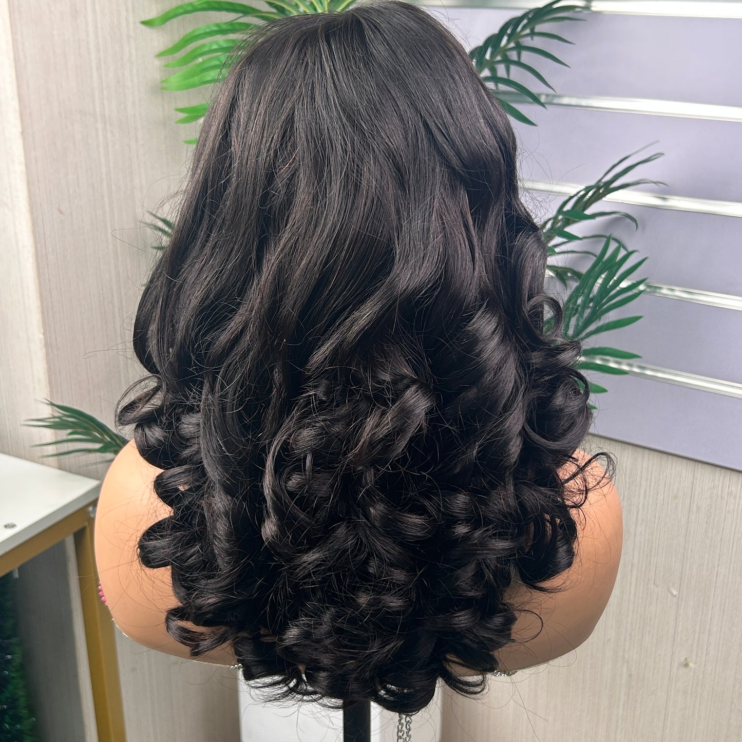 18’ Amara Remy Wavy Wig - 250g with 5*5 Closure - Chinese Virgin SDD Quality- Natural Black